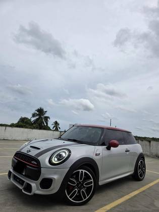 MINI COOPER 2.0 16V TWINPOWER GASOLINA JOHN COOPER WORKS 2P STEPTRONIC